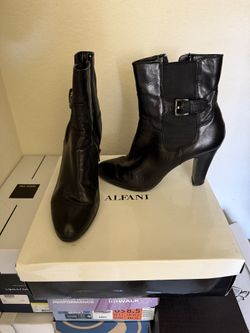 Alfani Boots Size 8M Like New 