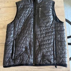 Vineyard Vines Performance Vest - Female Medium
