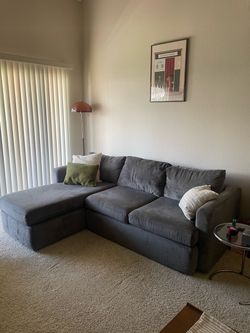 Living Spaces Gray L-Shaped Sectional Sofa with Chaise