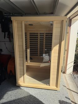 2023 Sunlighten Amplify II Sauna Lightly Used in Great Condition - Odessa, FL