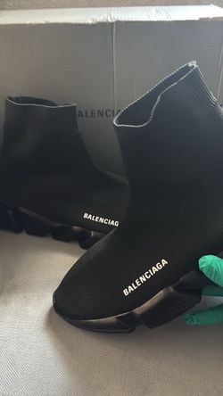 Balenciaga speeds