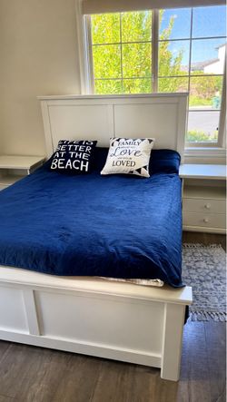 Ashley Furniture Bostwick Shoals Queen Bedroom Set