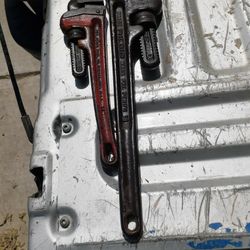 Two Rigid Plumber's Wrench 12in And 18 In