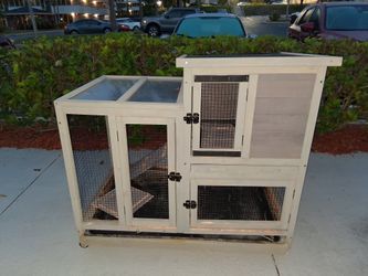 Rabbit HUTCH On Wheels