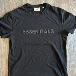 Fear of god Essentials black t- Shirt