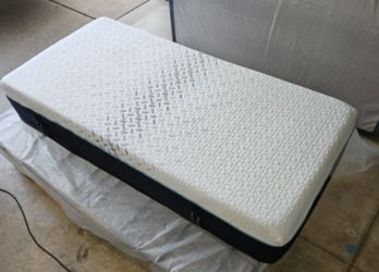 Nectar Premier Hybrid, Twin, Brand New