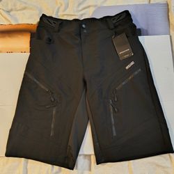 NWT SIZE L ARSUXEO CYCLING SHORTS