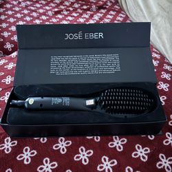 Digital Straightening brush