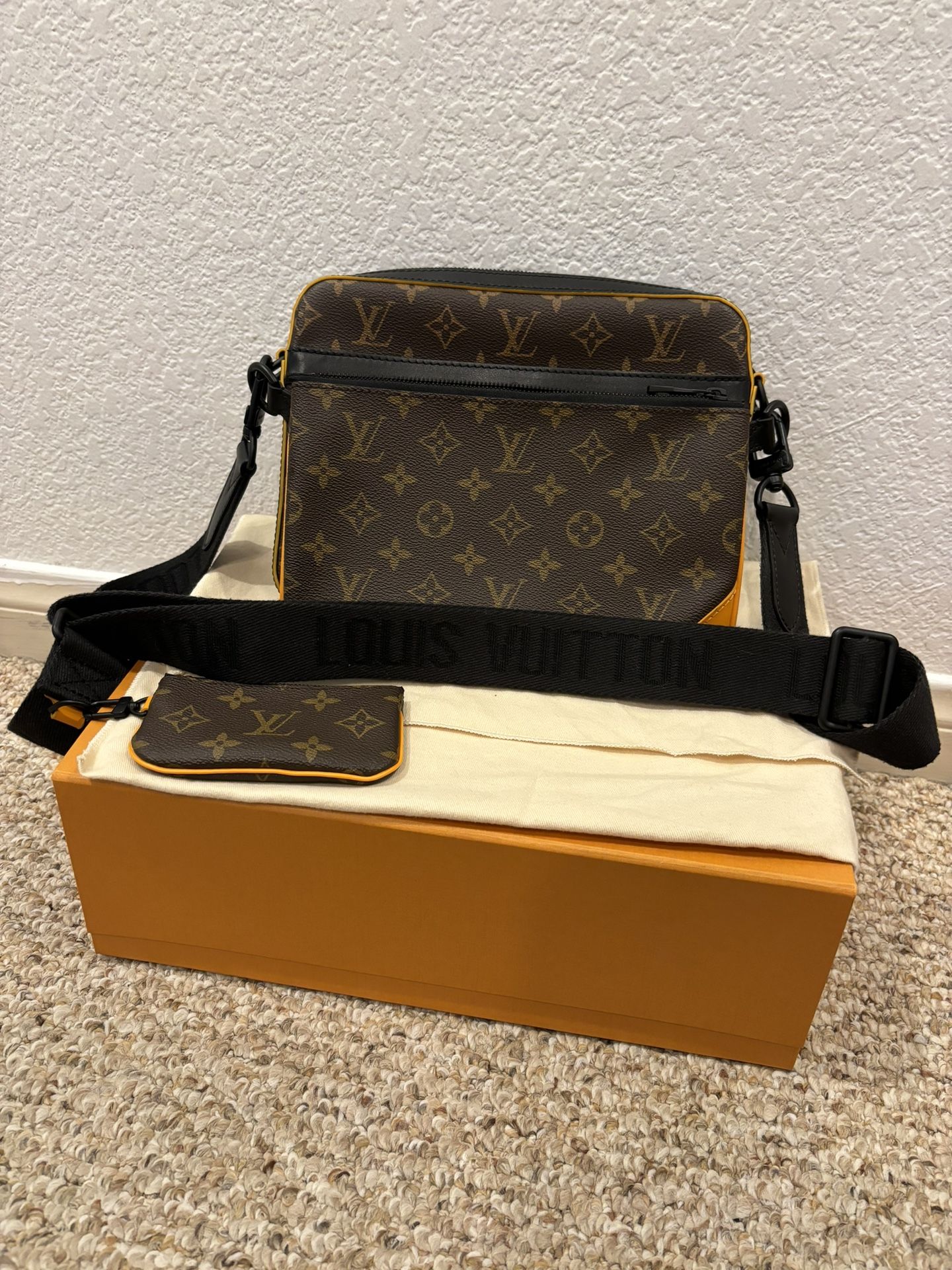 Louis Vuitton Trio Messenger Bag Radiant Sun Monogram