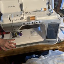 Brother 5100 Innovis Sewing Embroidery Dream  Creator XE  Machine 