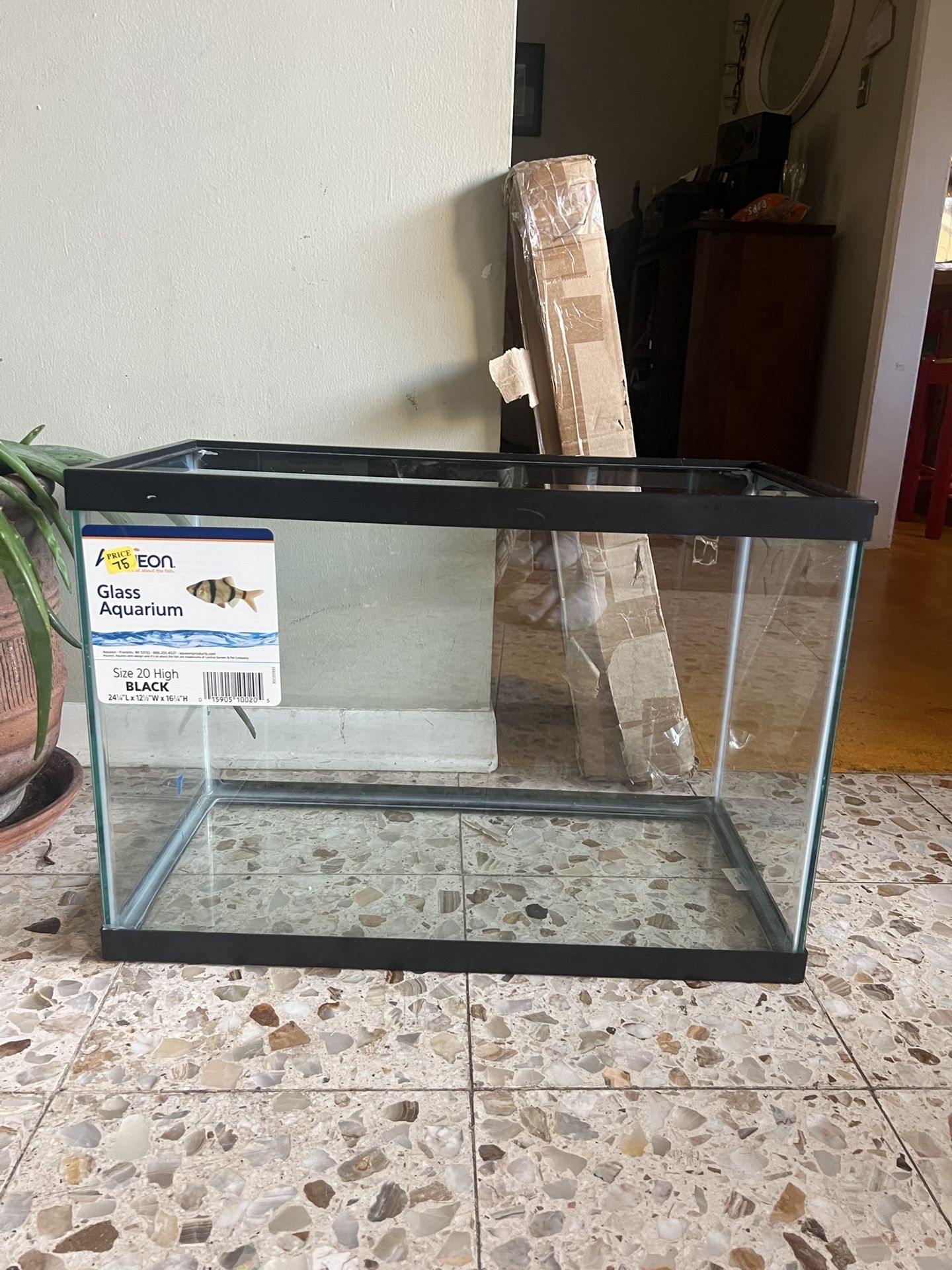 Aqueon Fish Tank + Tank Stand