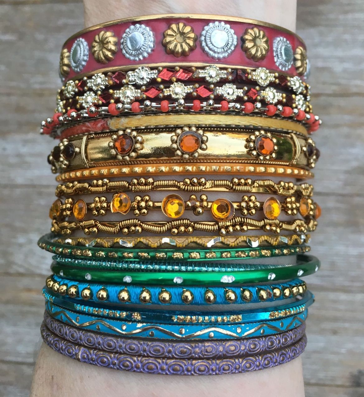 Rainbow bangles set