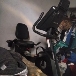 Sole Gentile Exercise Training Machine With Digital Screen And Heart Monitor