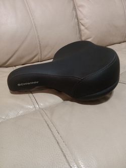 Schwinn Cruise Bike Saddle - Black