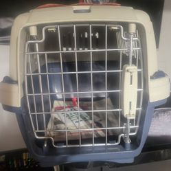 New Cat/ Small Dog Carriers