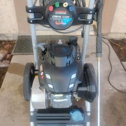 Subaru 2700PSI Gas Pressure Washer