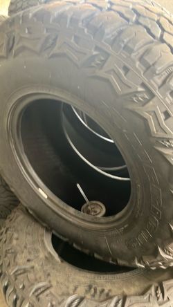 35/12.5/17  off-road  tires asking 400 cash