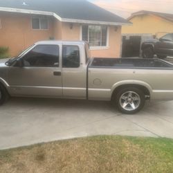 Chevy S-10 
