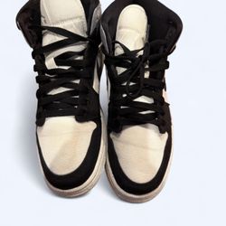 Air Jordan's 1 mid se