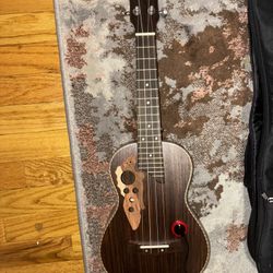 Paisen Acoustic-Electric Ukulele with bag