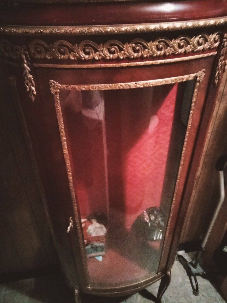 1900s Curio Cabinet Worth $3995