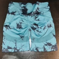 Shorts Size Medium 