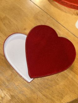 Valentines Gift Box, Heart Shape