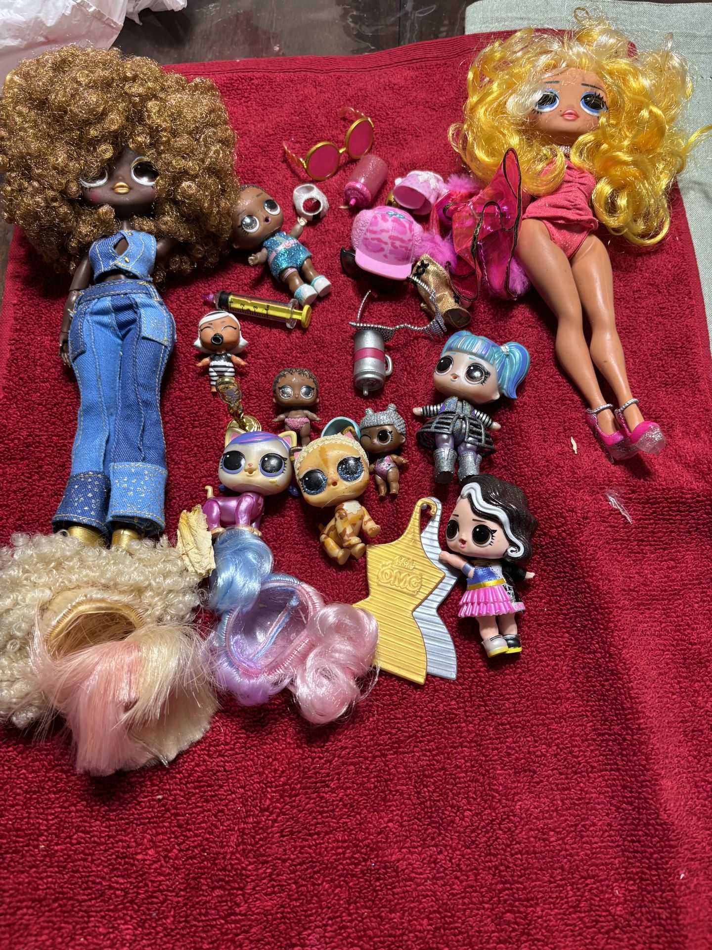 LOL dolls and accessories
