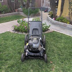 Lawnmower lawn mower