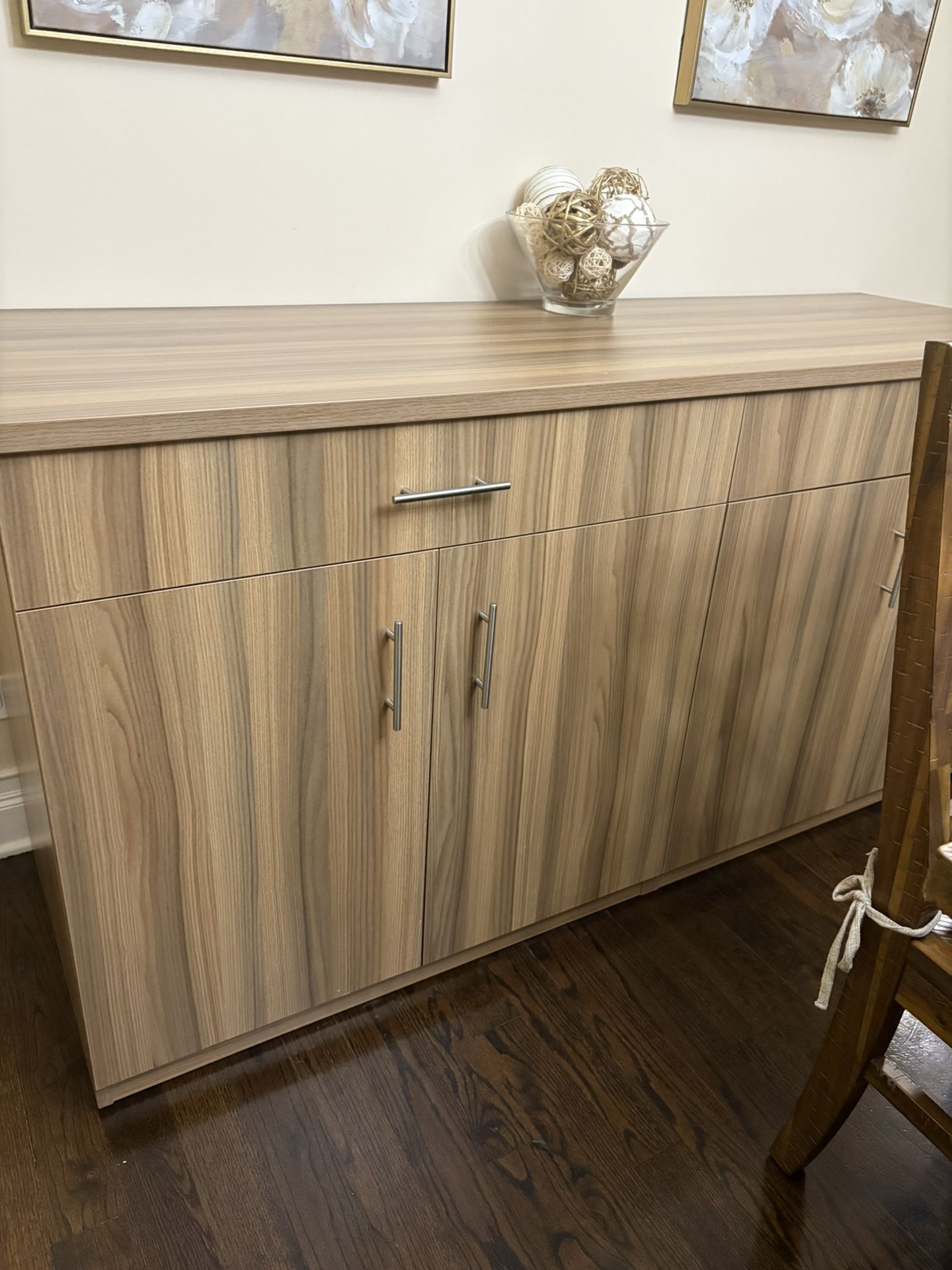 Mueble De Madera Casi Nuevo , Excelentes Condiciones