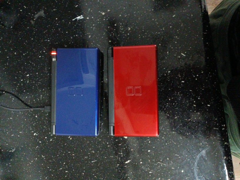 Nintendo DS lite