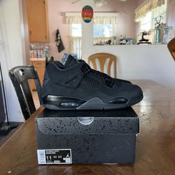 Jordan 4 Retro Black Cat (2025) Size 11