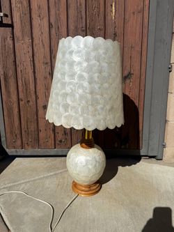 Vintage Capiz shell table lamp springer era MCM