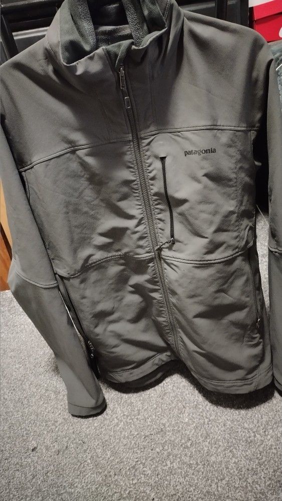 Patagonia Men's Light Weight Jacket