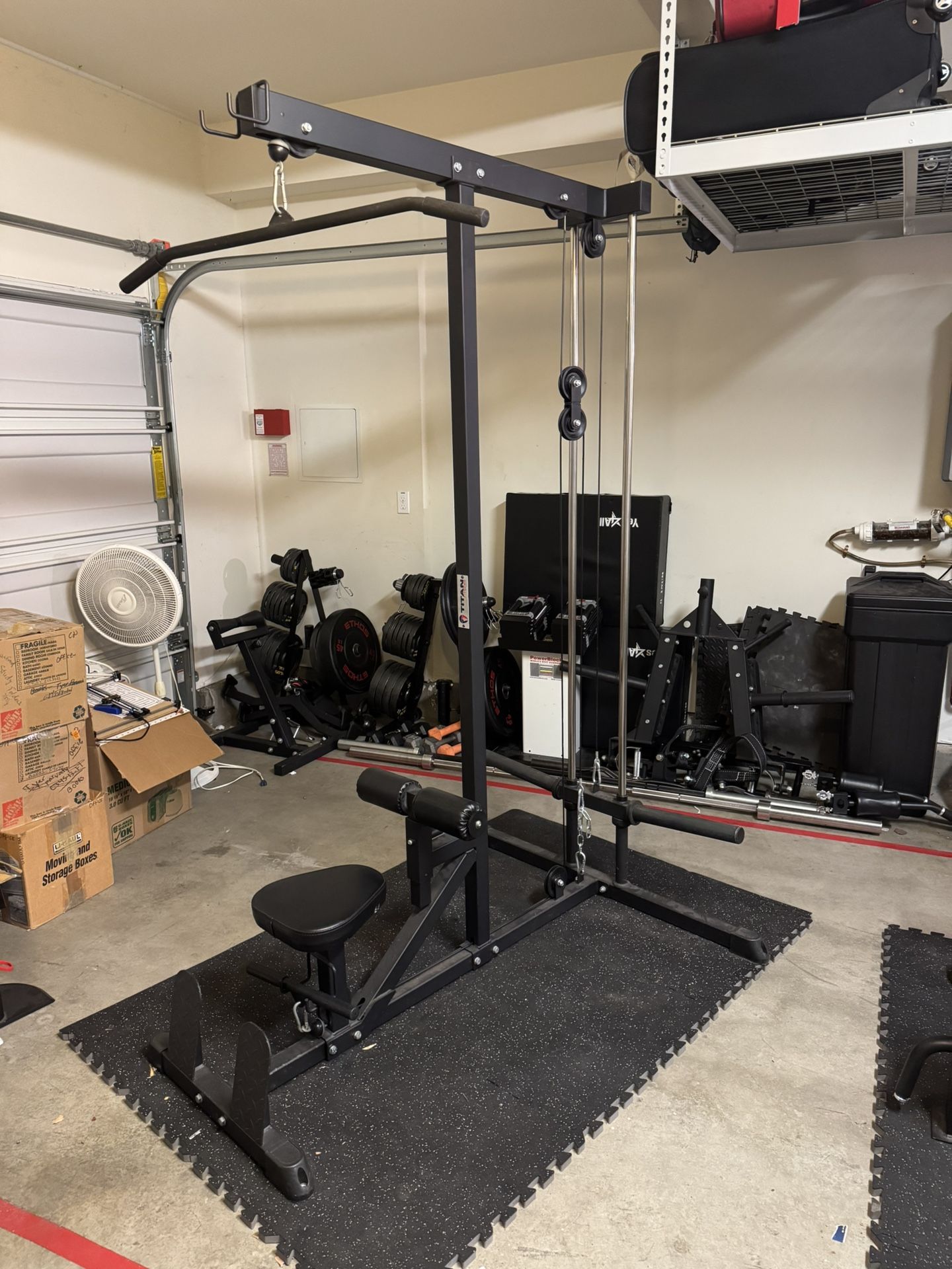 Titan Lat Pull Down/cable Row Machine