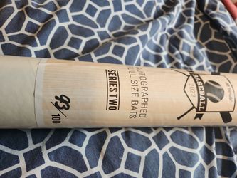 Nico Hoerner signed bat