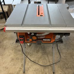 Rigid R4518 Job site Table Saw