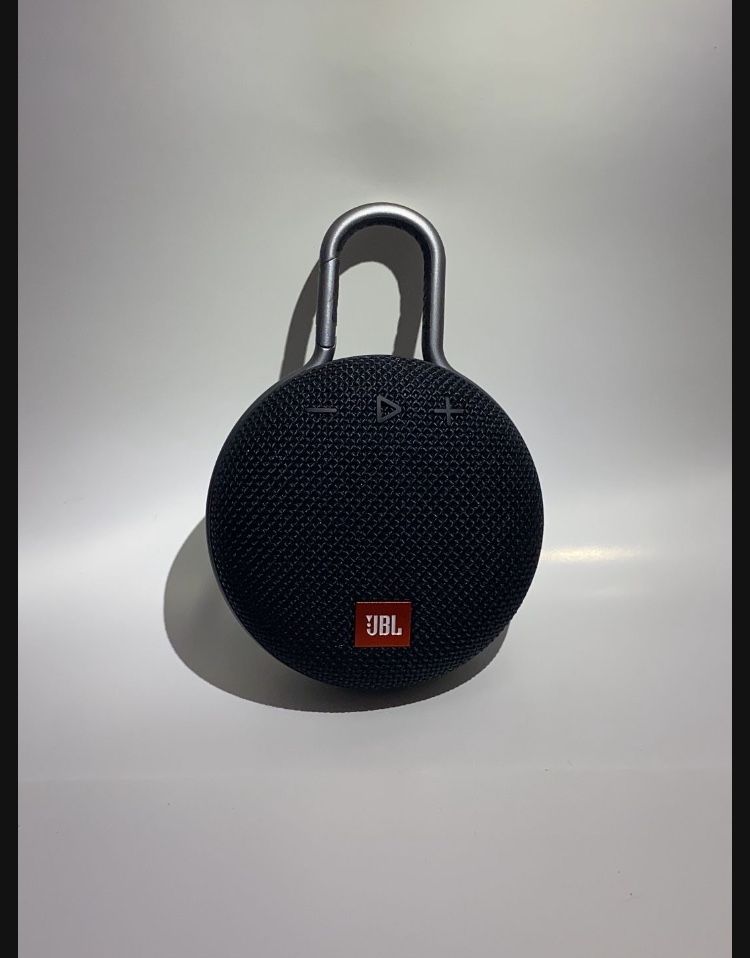 JBL Clip 3 Portable Bluetooth Speaker - Compact and Powerful!"