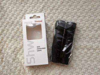 High-Traction Bike Handlebar Grips