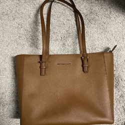 Michael Kors Jet Set Travel Tote