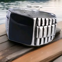 EBONY BLACK BEZEL SET QUALITY ENGRAVED  TITAINUM SILVER NEW MENS SIZE  7.5 RING