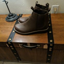 Brand New, Never Worn Chelsea Style Men's Boots Size 12