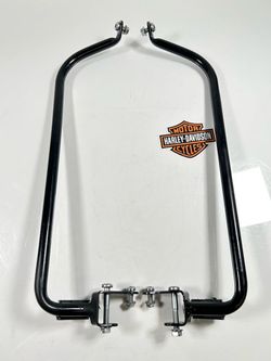 2017–2023 Harley-Davidson Street Glide Left & Right Saddlebag Support Brackets with Bolts OEM.BEST OFFER WELCOME. SM9KNT0056