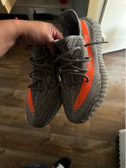Yeezy beluga size 9