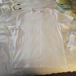 White T-shirts