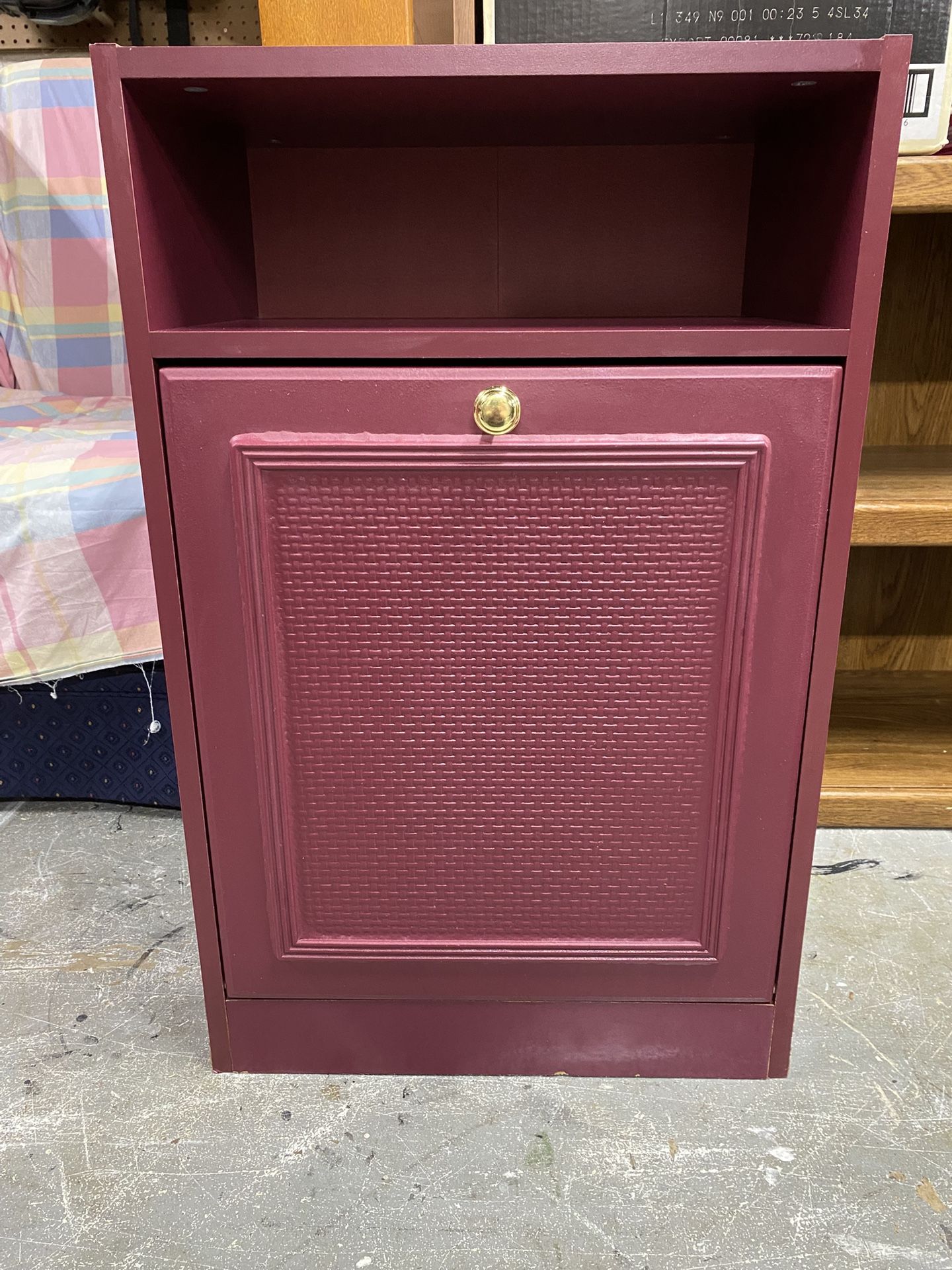 End Table/Hamper