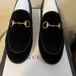 Gucci Jordaan Velvet Suede Loafers Authentic New Size 5.5