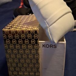 Michael Kors Watch Box