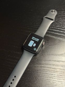 Apple Watch Series 6 (44mm) LTE Cellular