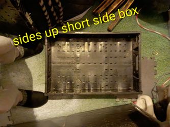 Foldable stackable shipping crates